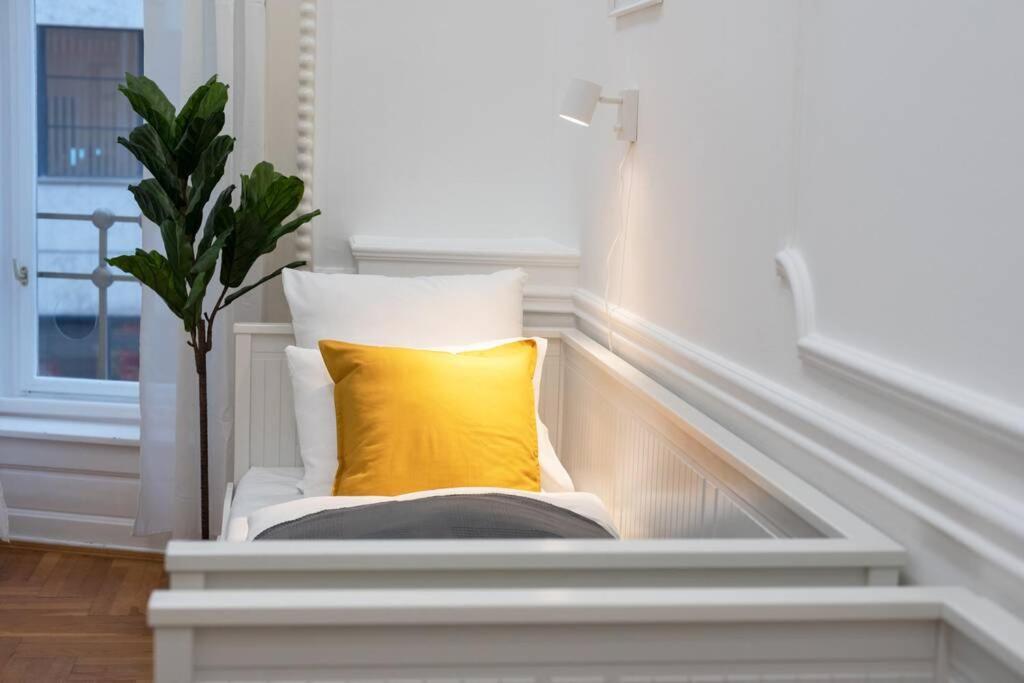 Best Located, 150 M2 5 Bedrooms Apt., 布达佩斯 外观 照片