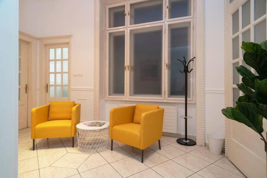 Best Located, 150 M2 5 Bedrooms Apt., 布达佩斯 外观 照片